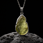 QINEANLA™ Desert Eye — Libyan Desert Glass Pendant