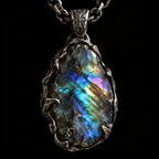 QINEANLA™ Aurora Bound — Labradorite Viking Pendant