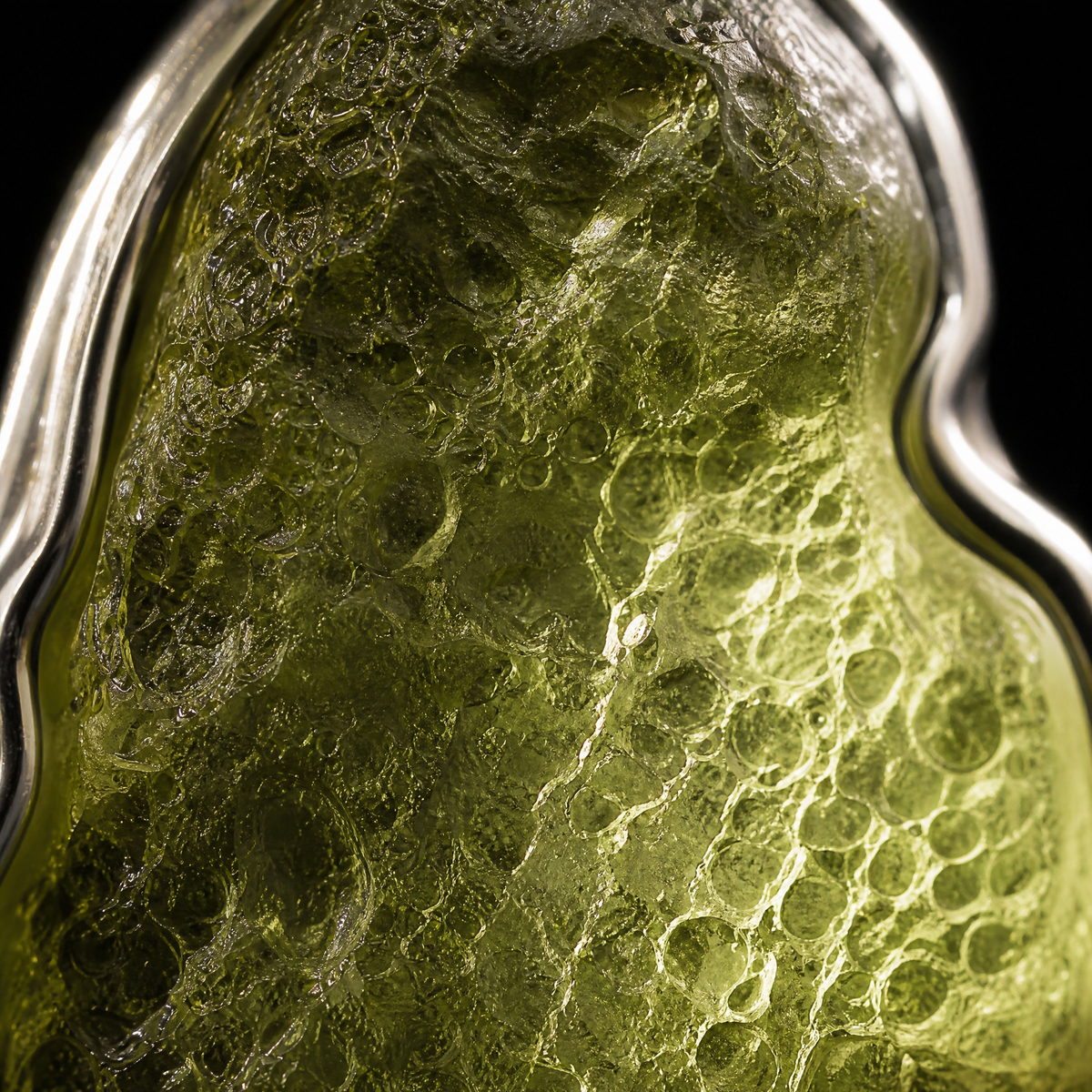 QINEANLA™ Desert Eye — Libyan Desert Glass Pendant